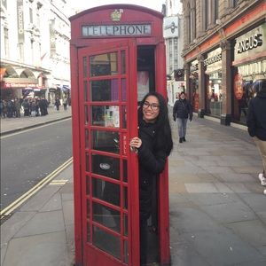 Meet your Posher, Emily